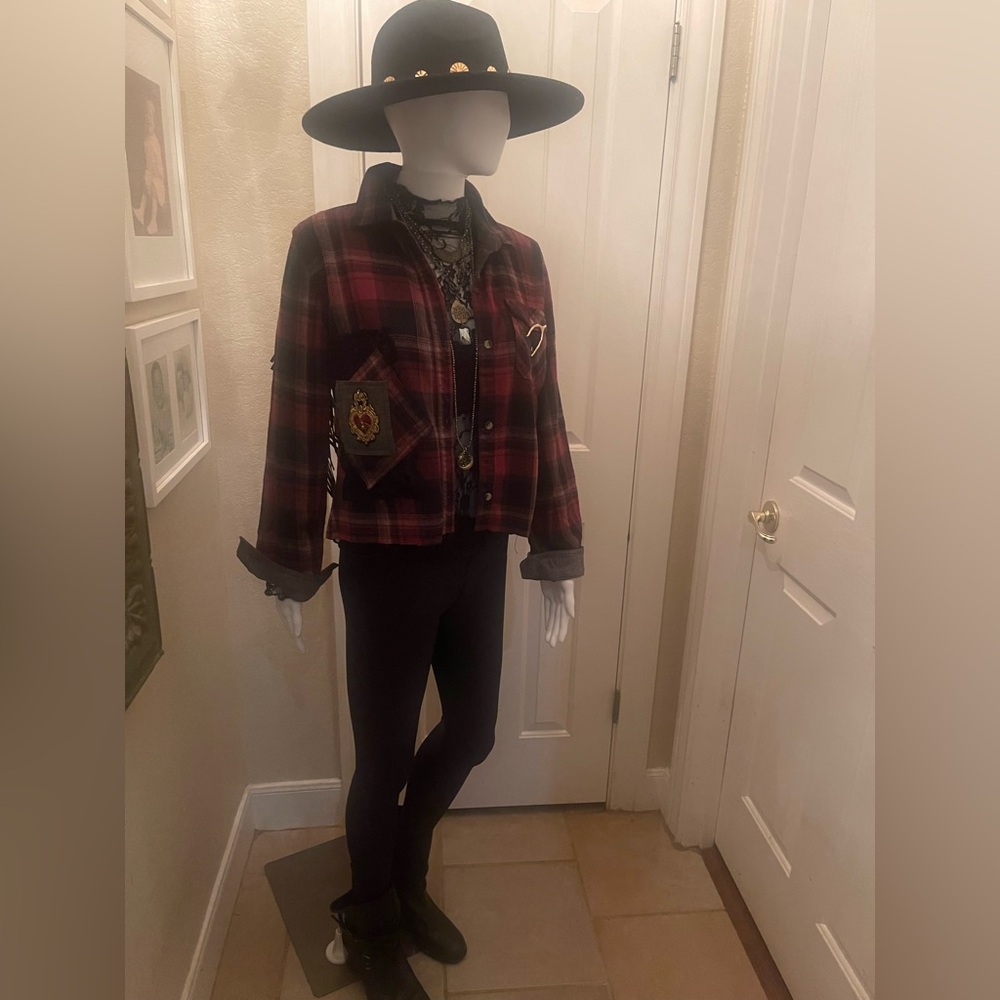 One of a kind custom upcycled plaid jacket (includes NWT Free People brooch) - Picture 4 of 16